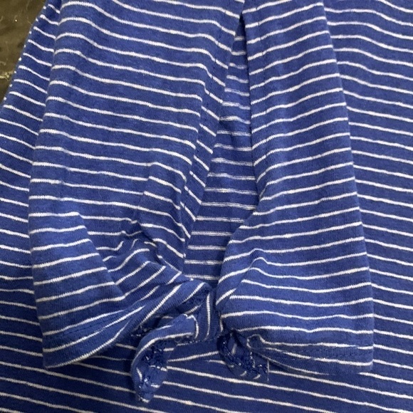 OLD Navy women's size M t-shirt blue & white stripe v-neck 3/4 sleeves with slit - Picture 3 of 9